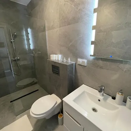 Nowa Stodola Koniec Swiata アパート *