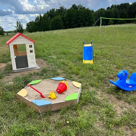 Nowa Stodola Koniec Swiata アパート